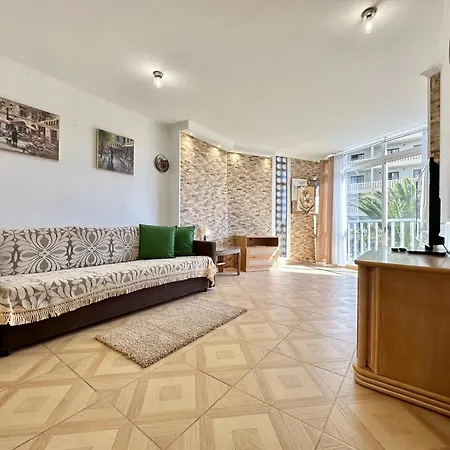 Torres De Yomely - M1f شقة *